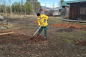 Коллектив Саранпаульского авиаотделения провёл традиционный весенний субботник. Сотрудники вышли на территорию базы, чтобы привести её в порядок после долгой зимы: убрали накопившийся мусор и сухую листву