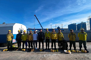 Сегодня свой день рождения отмечает начальник Нефтеюганского авиаотделения Николай Александрович Ласый!