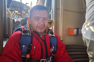 Сегодня во время патрулирования западного маршрута лётчик-наблюдатель Нижневартовского авиаотделения Марина Гончар обнаружила возгорание. Понимая, что уже через пару часов пожар наберёт силу и будет действовать на значительной площади, а при условиях чрез